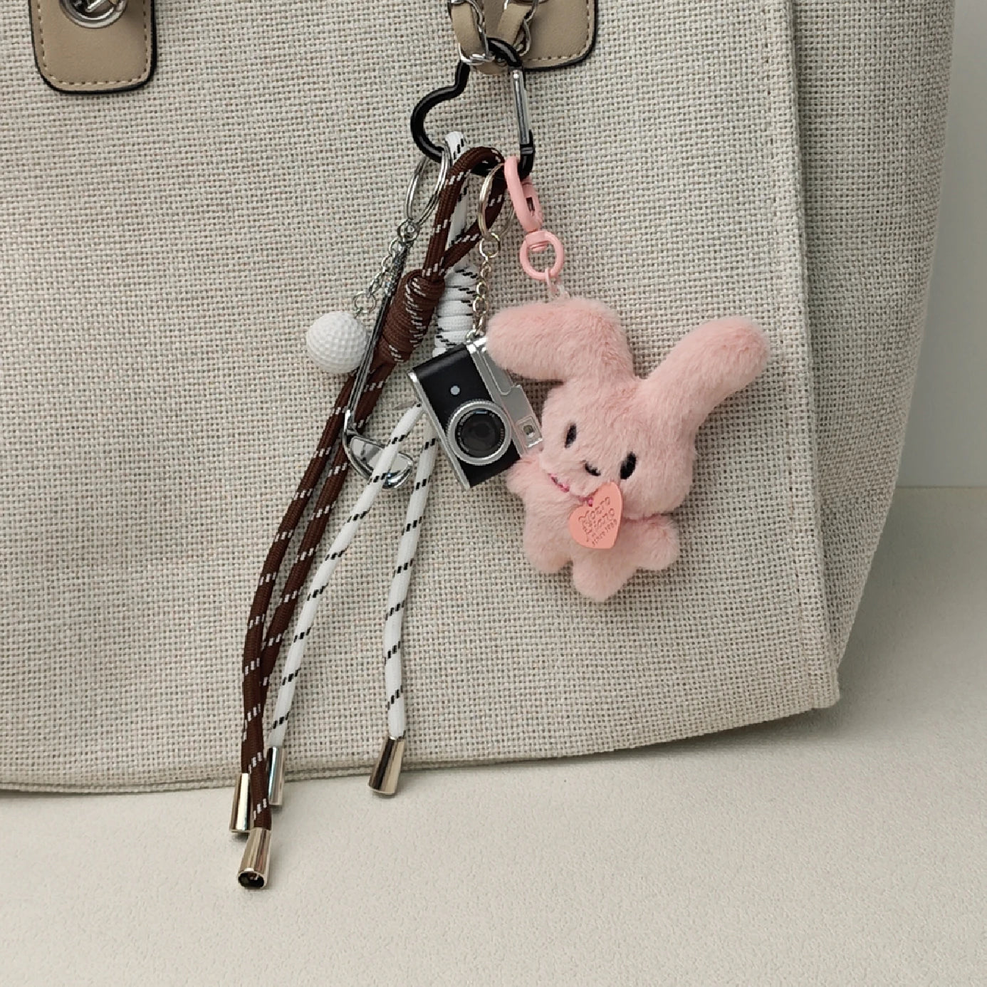 Porte-Clés Peluche Lapin Rose – Charme & Douceur pour Votre Sac (Copie)